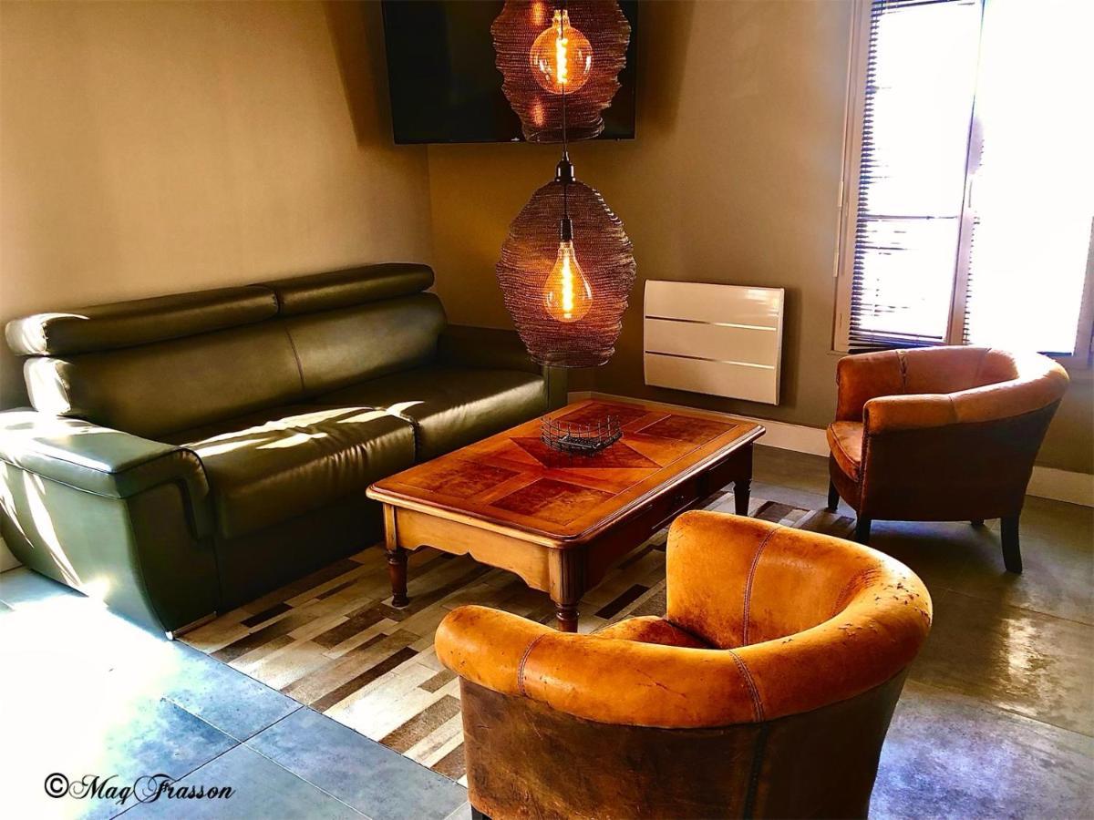 Le Dupe Aparthotel Brissac-Quince Buitenkant foto